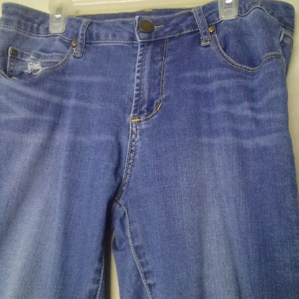 Articles Of Society Jeans 29 Women Cropped Raw Hem Distressed Blue